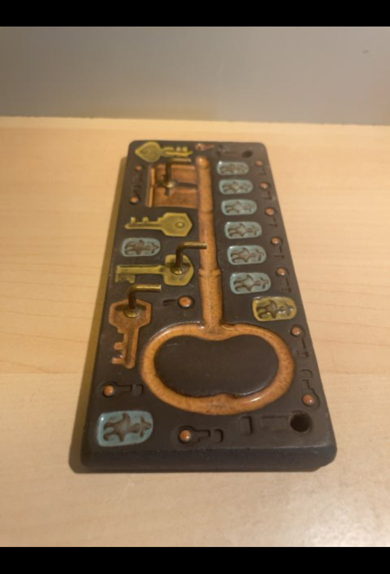 Nøglebrædt. Ole Berg Keramik